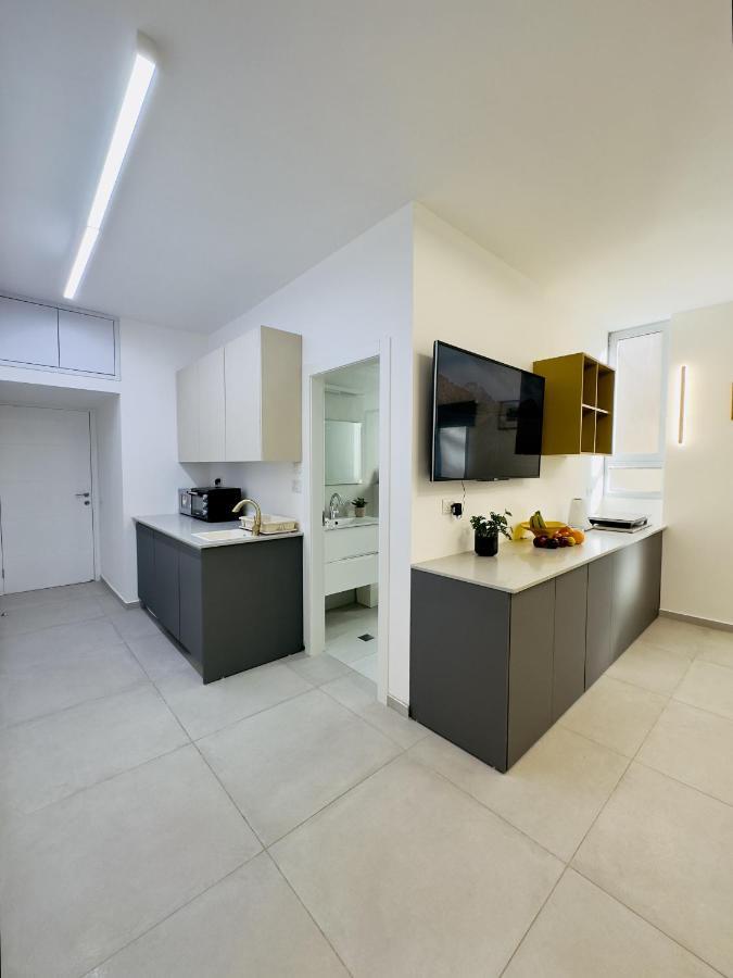 Amazing 2Rooms Apt In Bat Yam - Step By The Beach Dış mekan fotoğraf